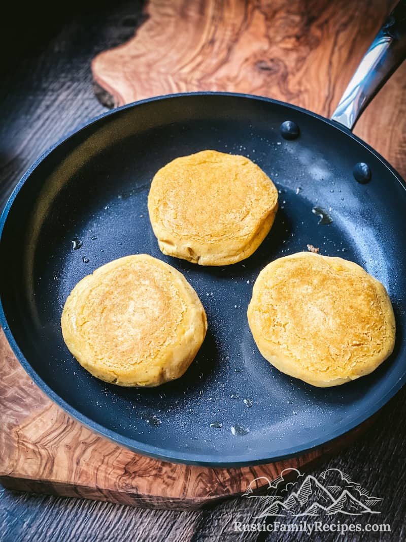 Cooked arepitas in a pan